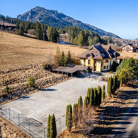 Garni Hotel Gavurky Terhely Kültér fotó