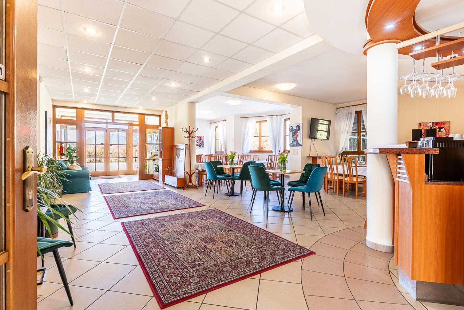 Garni Hotel Gavurky Terhely Kültér fotó