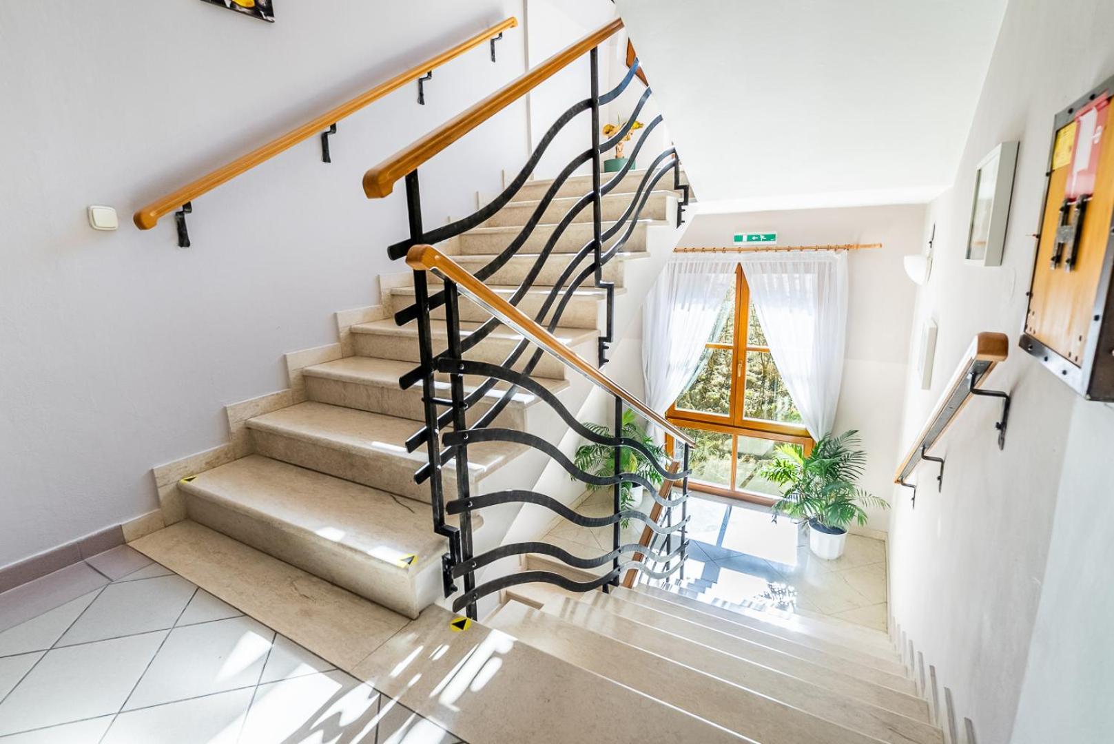 Garni Hotel Gavurky Terhely Kültér fotó
